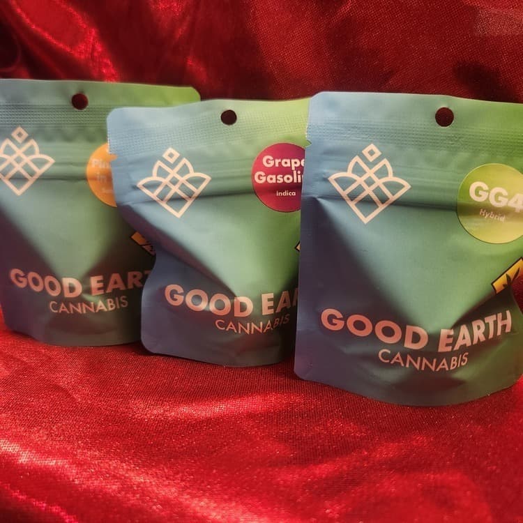 Good Earth Cannabis Wedding Cake Kief