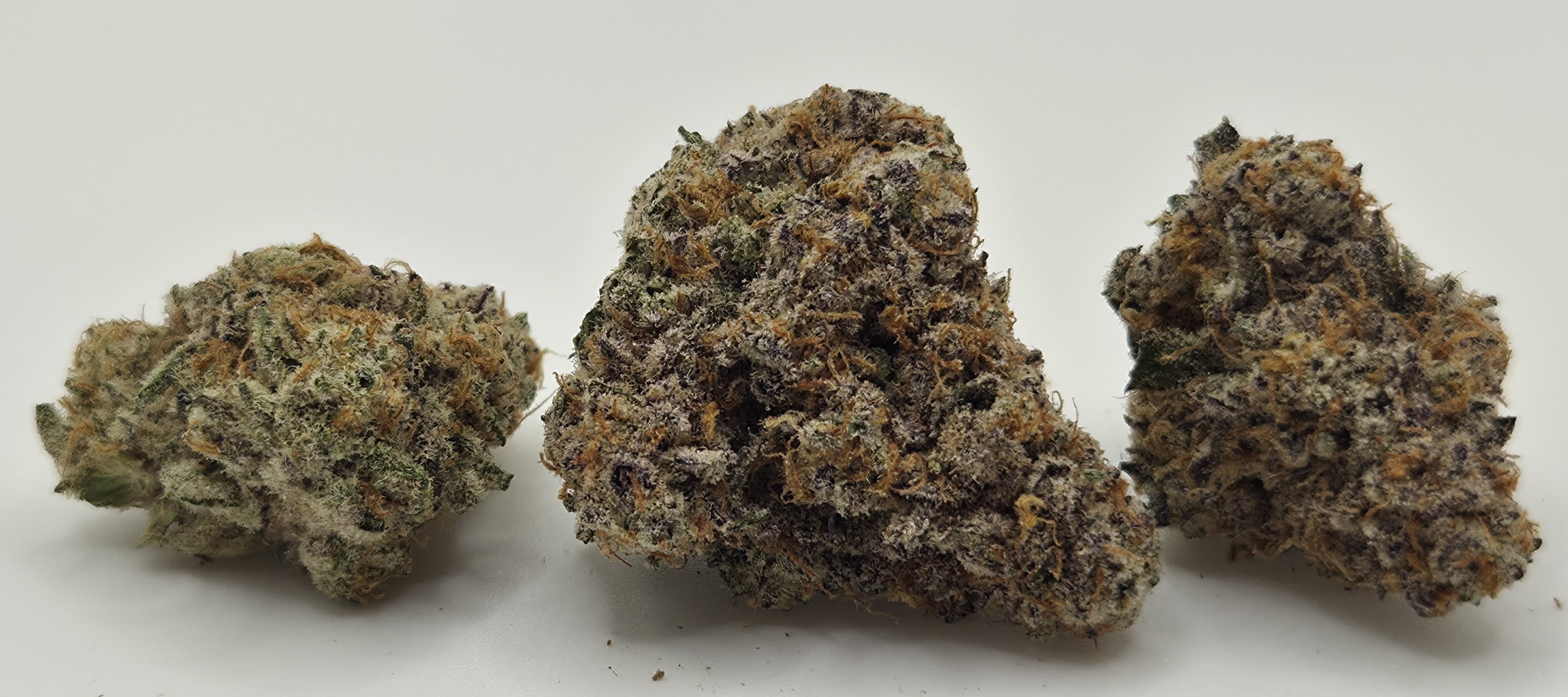 Raindrop's Greenery Berry Blast 1/8 (Indica Dom)