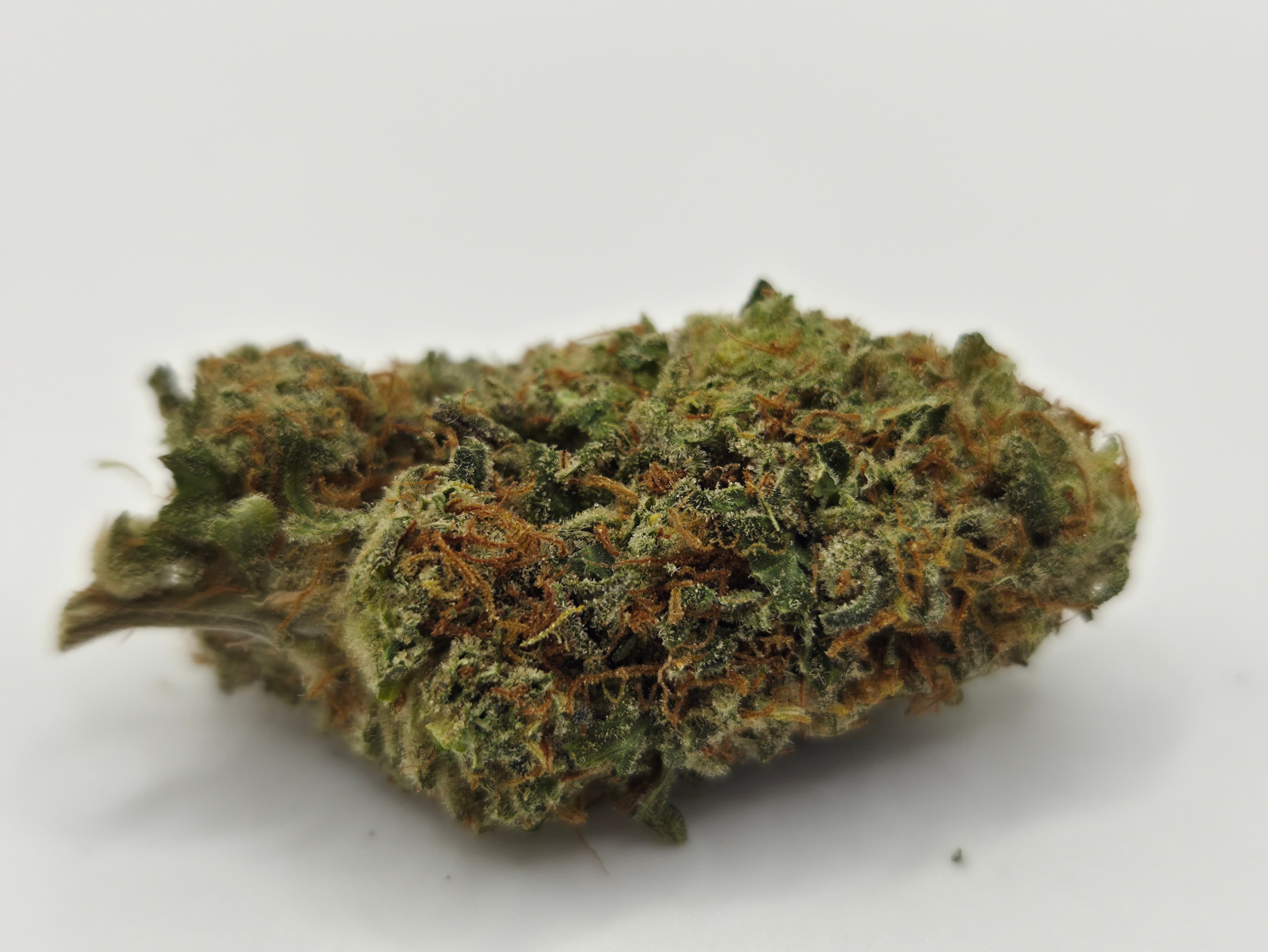 Raindrop's Greenery Peanut Butter Breath