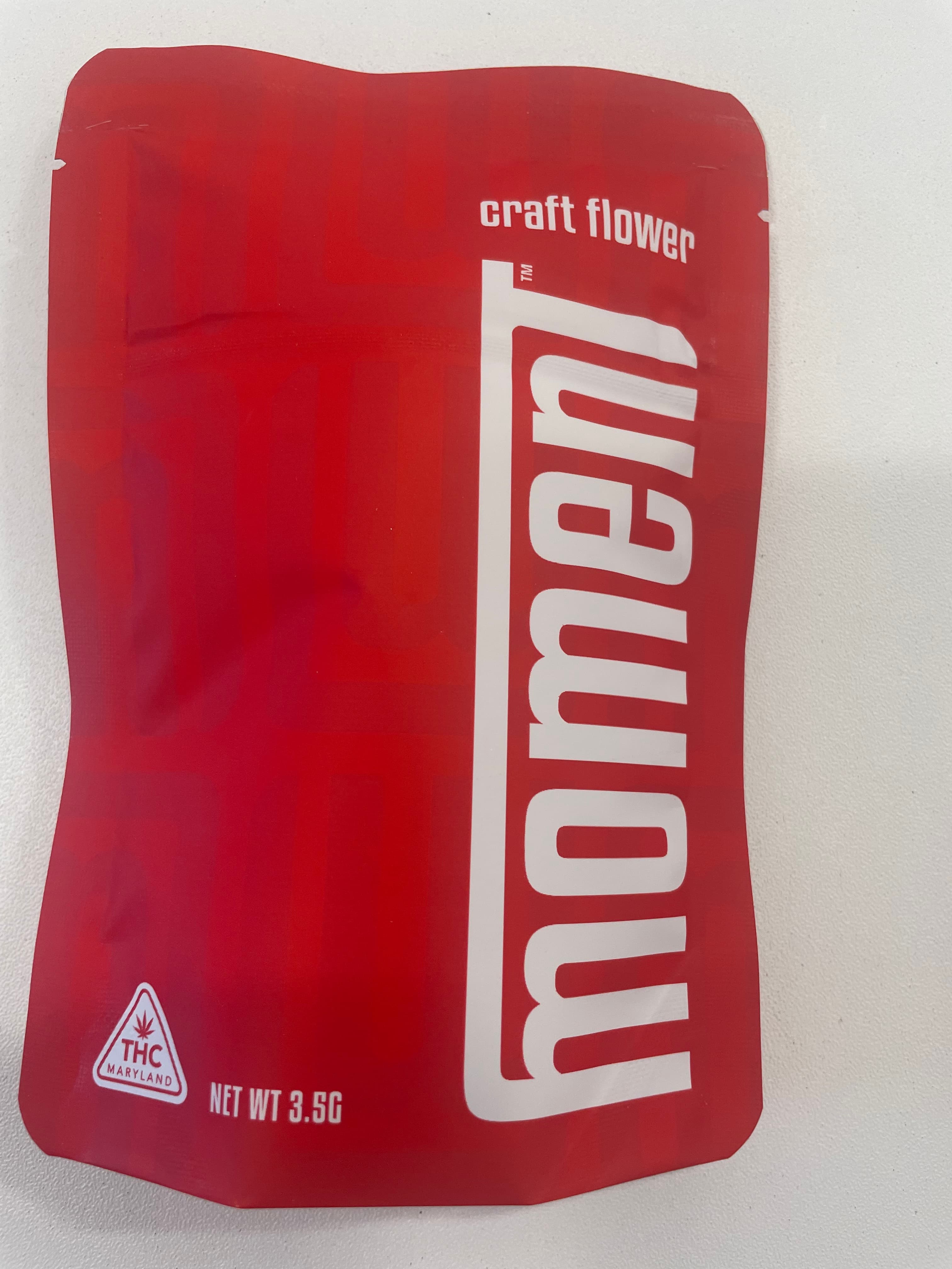 Moment Strawberry Kandy - 3.5g