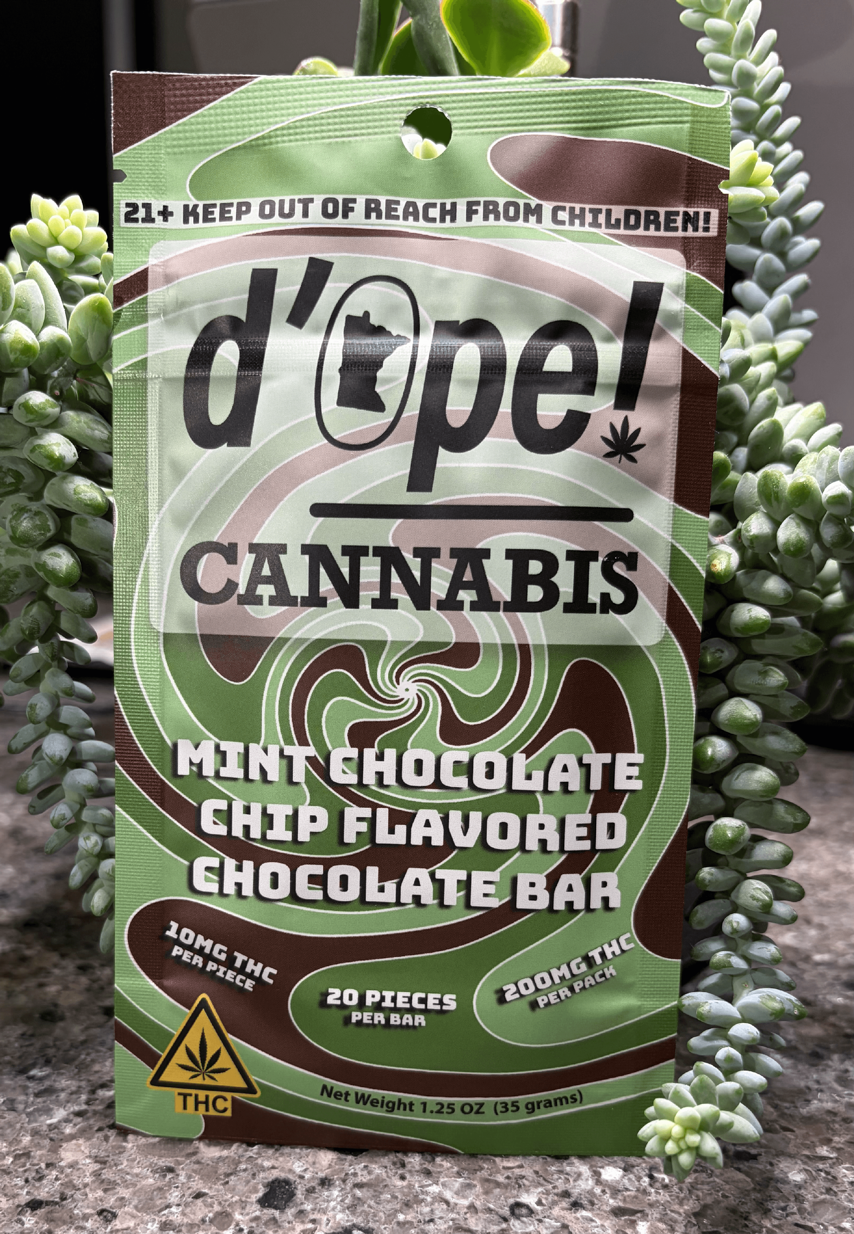 d'Ope Cannabis Mint Chocolate Chip Chocolate Bar | 200mg